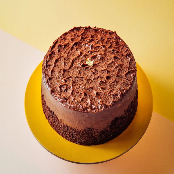Old School Chocolate Fudge Cake